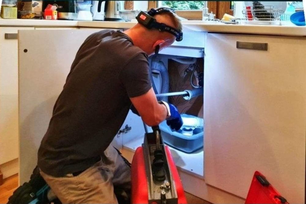 Hydraulik Wuko Udrażnianie RUR Przegląd Kamerą TV