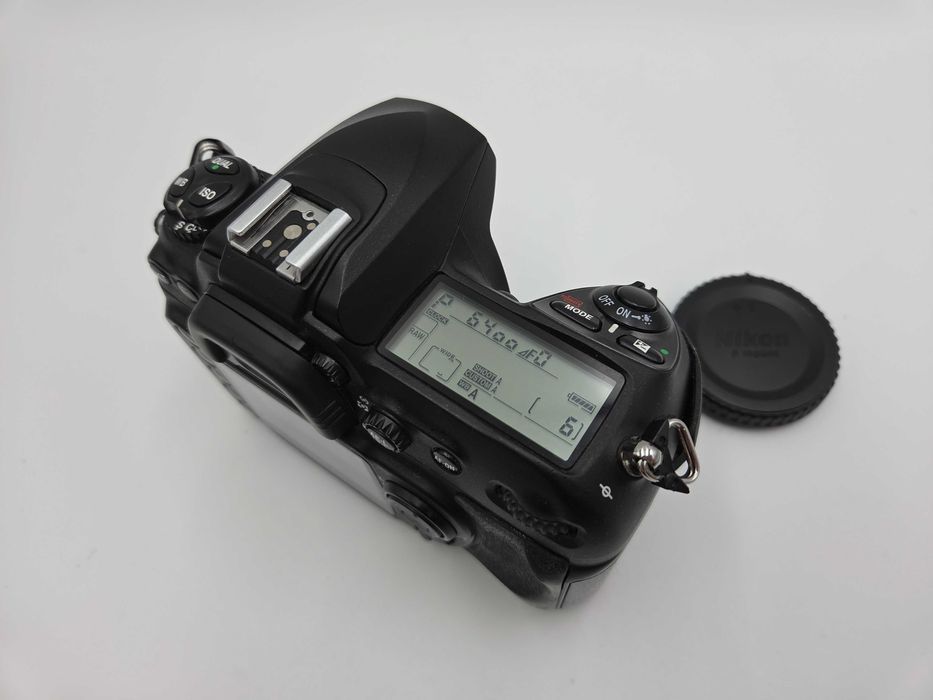 WYPRZEDAŻ Aparat Nikon D200 body - 27 tys. zdjęć- solidny i niezawodny