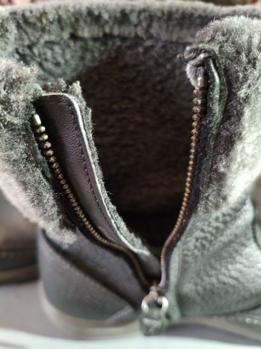 Продаю фирменные зимние полусапоги ECCO, женские, размер 41 (по стельк