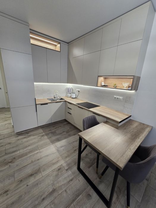 Квартира  кухня -студія Ужгород Від Власника Панорамний вид