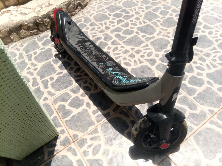 Trotineta eléctrica KPF argento