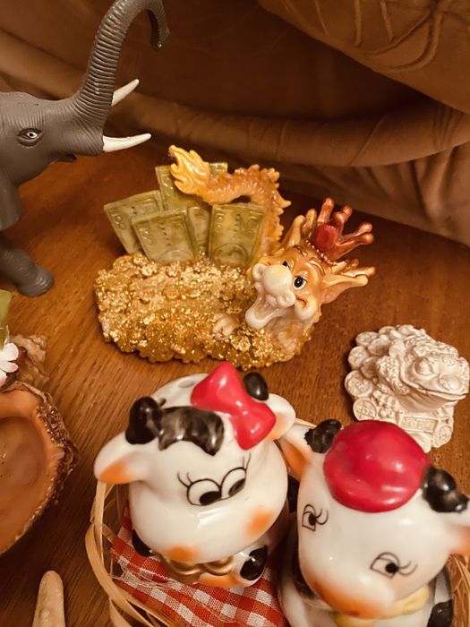 Статуэтки сувениры фигурки керамика бисер