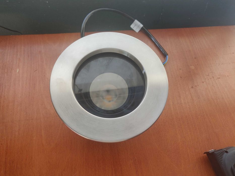 Iluminação de teto/chão