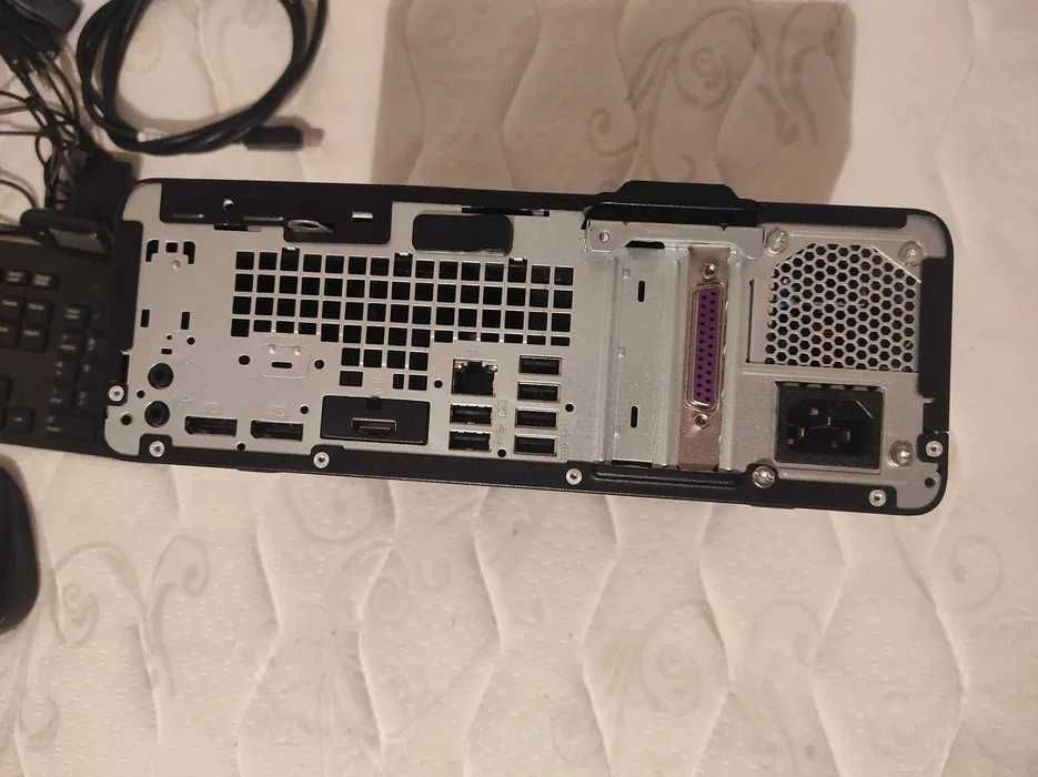 HP ProDesk 600 G3 SFF + HP P223 23"