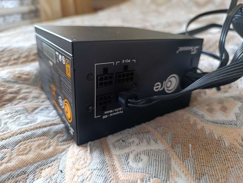 Продам Блок живлення Seasonic