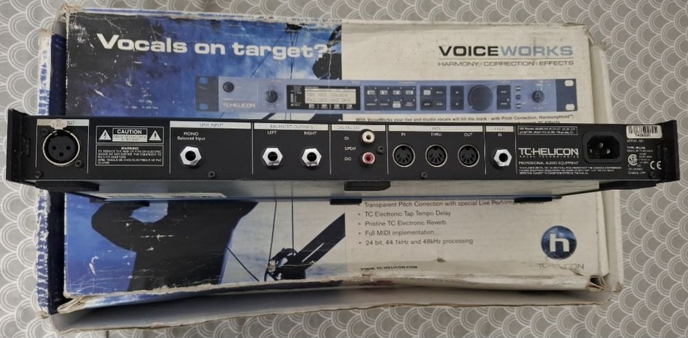 Processador de audio TC  Helicon Harmony