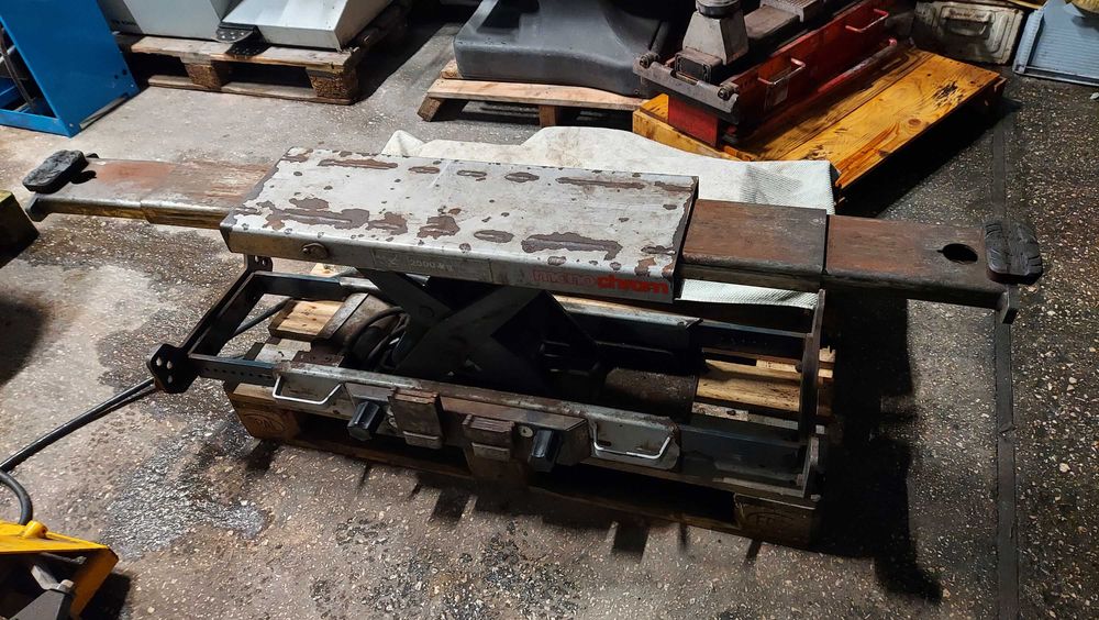 Podnośnik nożycowy osiowy AC Hydraulik 2000 kg