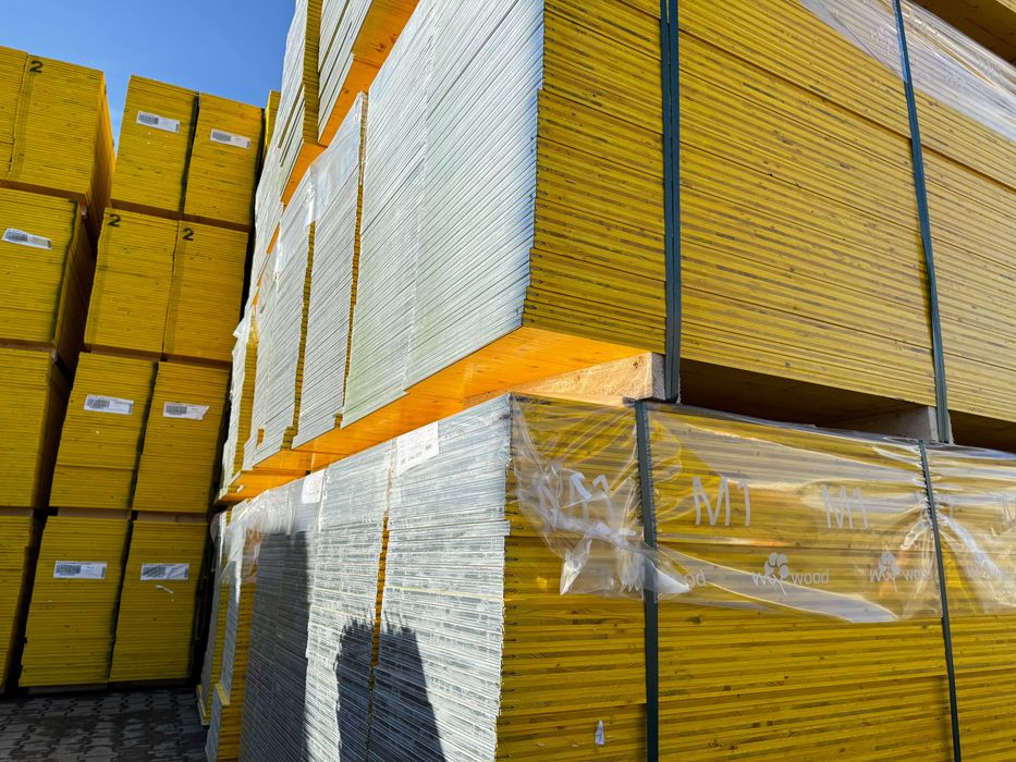 Świerkowa płyta szalunkowa okuta warstowa 2x0,5 premium