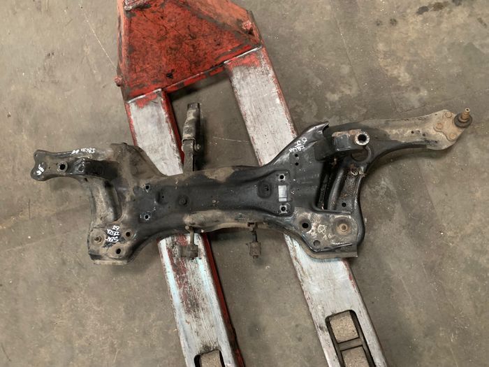 Charriot Frente Seat Ibiza 6J