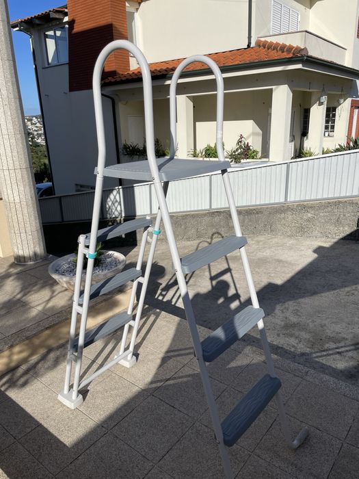 Escada para picina