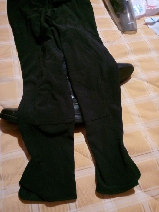 capacete para andar a cavalo e aquipamento