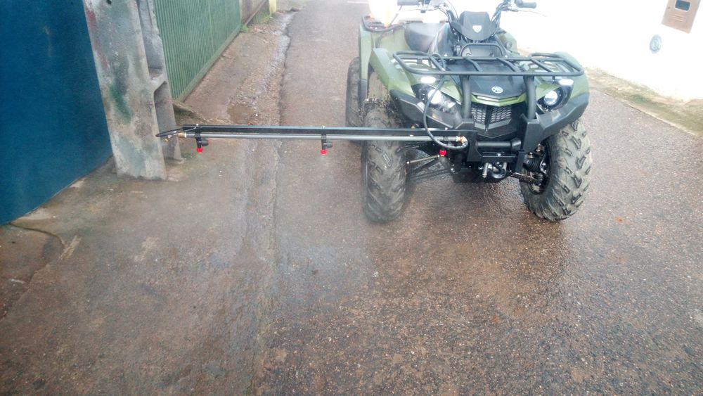 Depósito pulverizador 100 litros com bomba 12v para moto 4