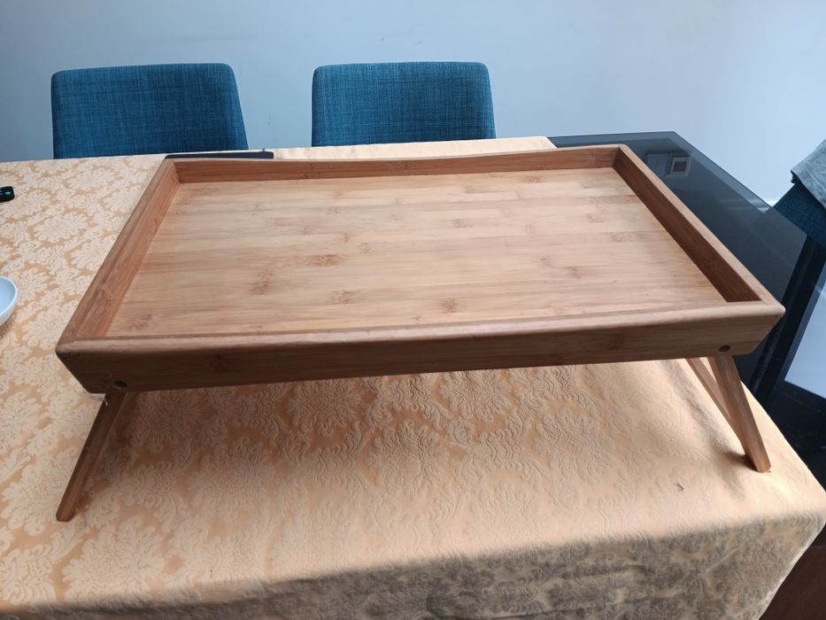 Tabuleiro pequeno almoço dobrável