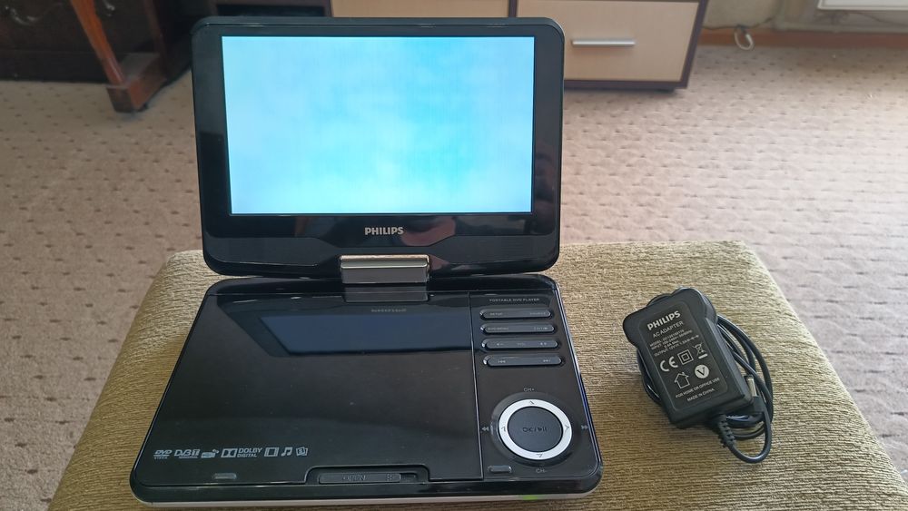 Портативний DVD плеєр PHILIS модель PD 9015/12 під відновлення або на запчастини