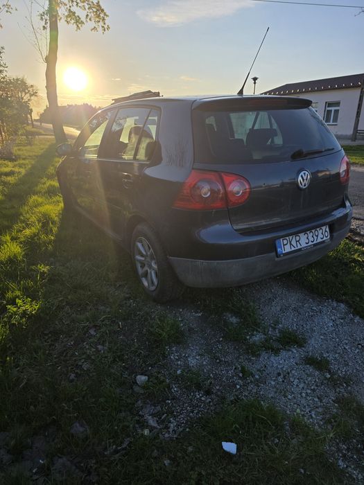 Volkswagen golf V