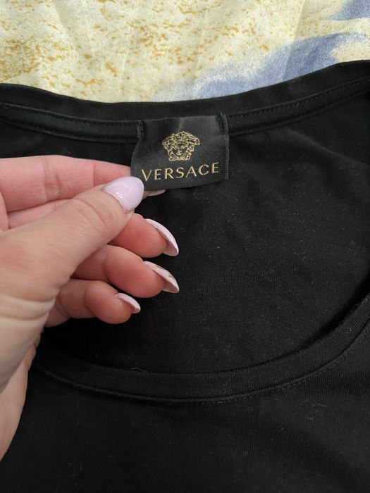 Koszulki Guess Versage rozmiar M