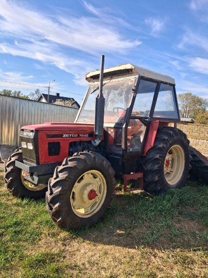 Ciągnik Zetor 7045