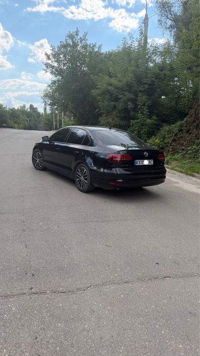 Продам Jetta 16 года