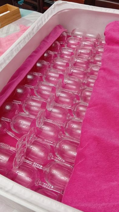 Coleção de copos de cristal