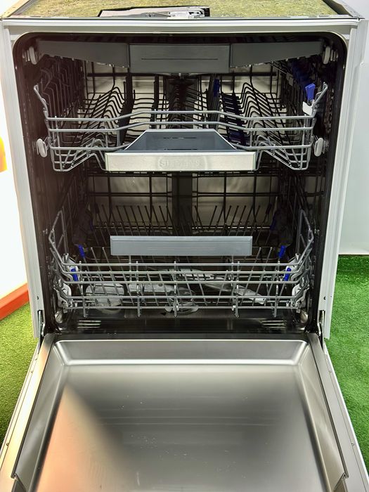 Вбудована посудомийна машина Siemens серії IQ300 ExtraKlasse 2022 рік