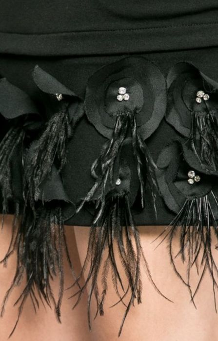 Liu Jo sukienka z piórami rozmiar M