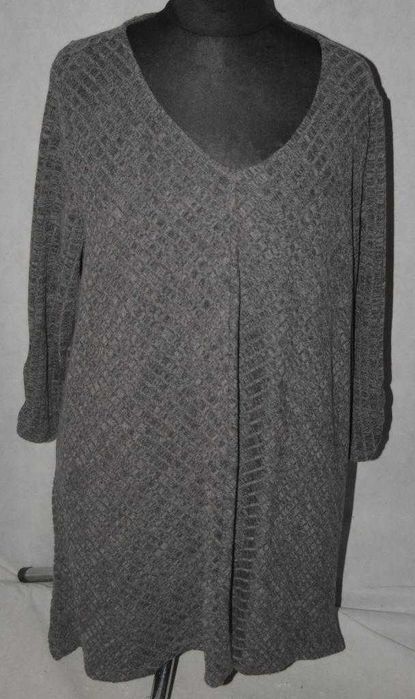 Cienki dłuższy sweter Avenue 54/56