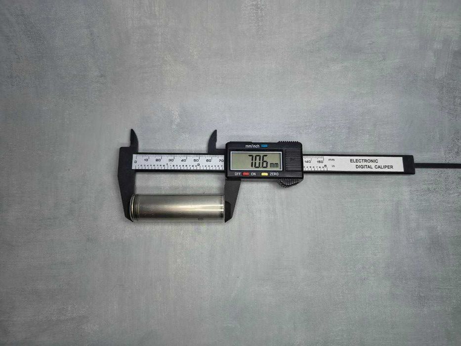 Новые аккумуляторы 21700 BAK N21700CG 5000mAh 10.2A для фонаря