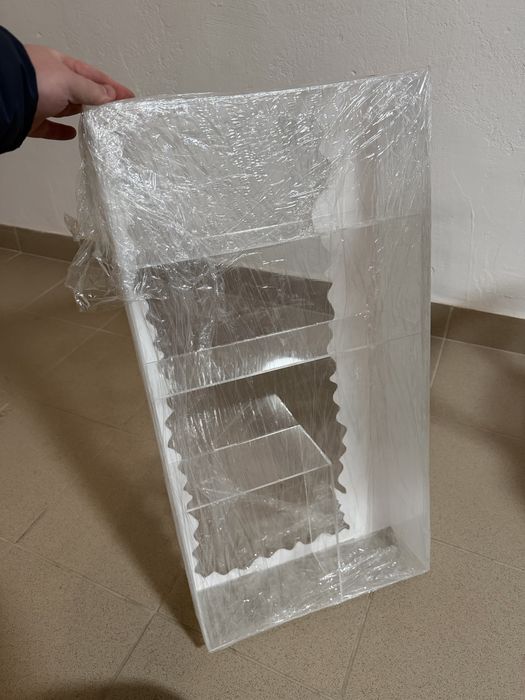 Gablotka na zabawki  lodolandia