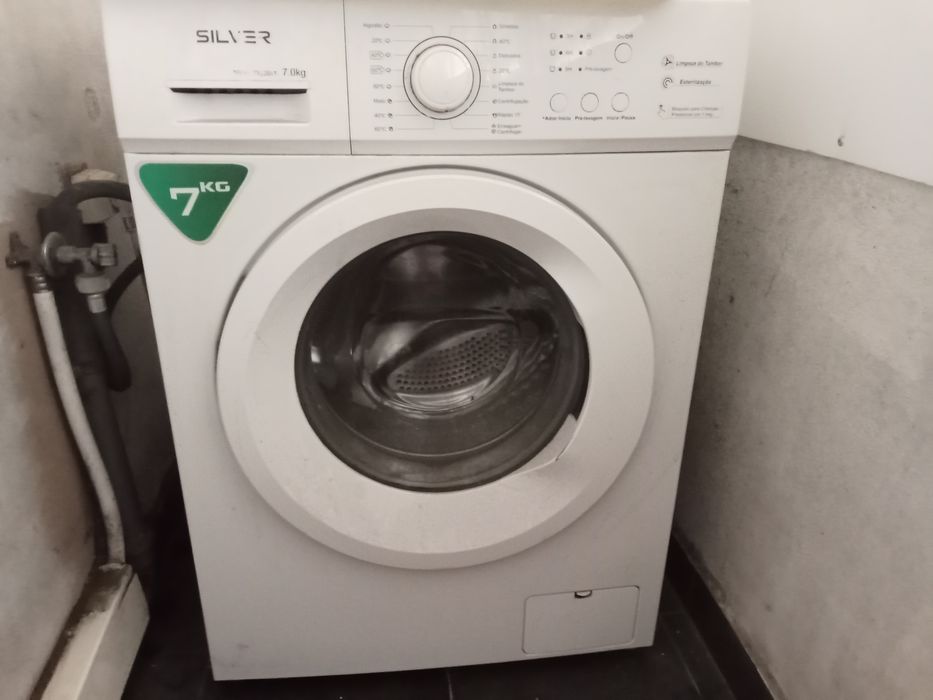 Vendo máquina com avaria