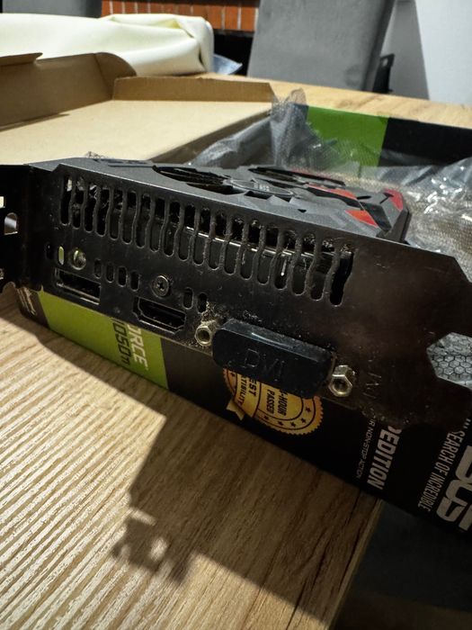 Placa gráfica GTX 1050TI 4GB Expedition edition