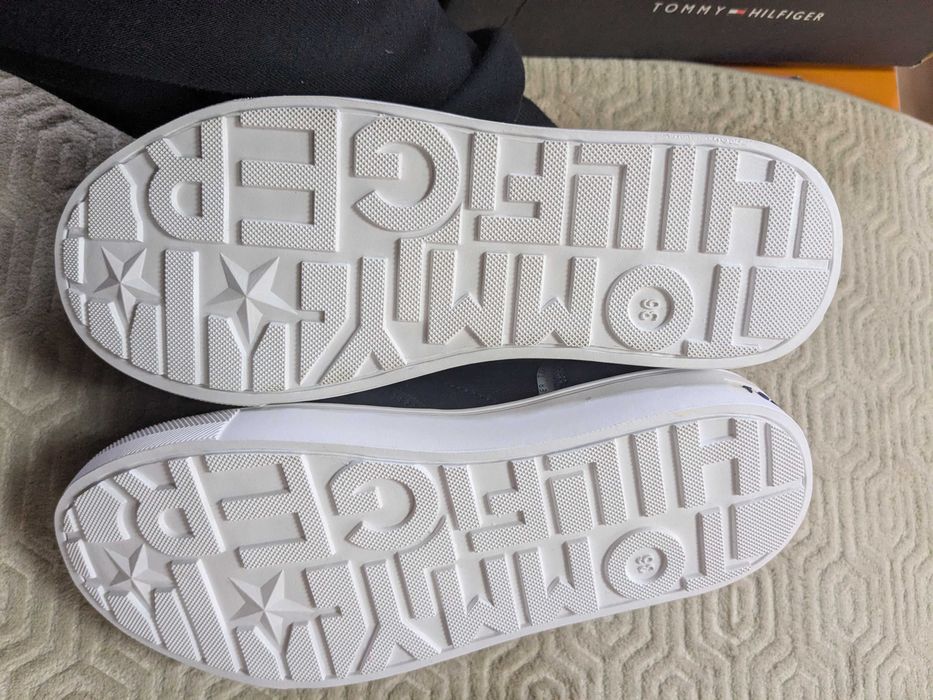 Tommy Hilfiger sneakersy granatowe na zamek rozm. 36