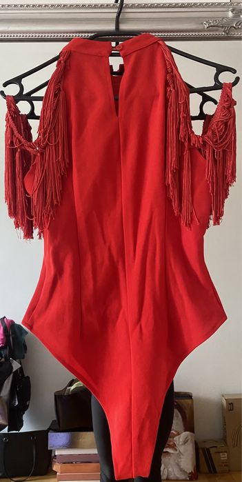 Body czerwone 34