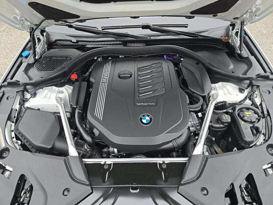 2023 BMW 5 Serie седан  540i