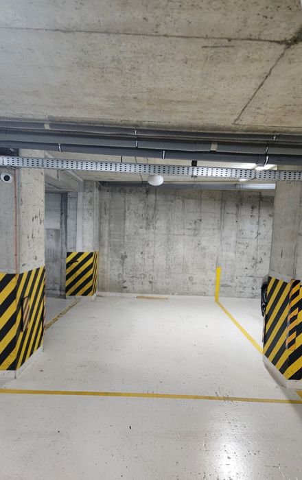 Оренда подобова Парковка автостоянка підземний критий паркінг авто