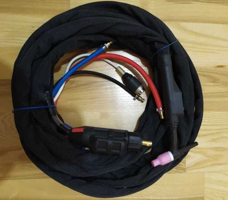 Uchwyt spawalniczy TIG chłodzony cieczą z palnikiem CK230FX, 8-metrowy