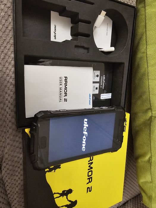 Продам телефон  Armor 2