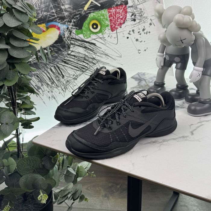 Кросівки Nike Flex TR 5 40 розмір E181