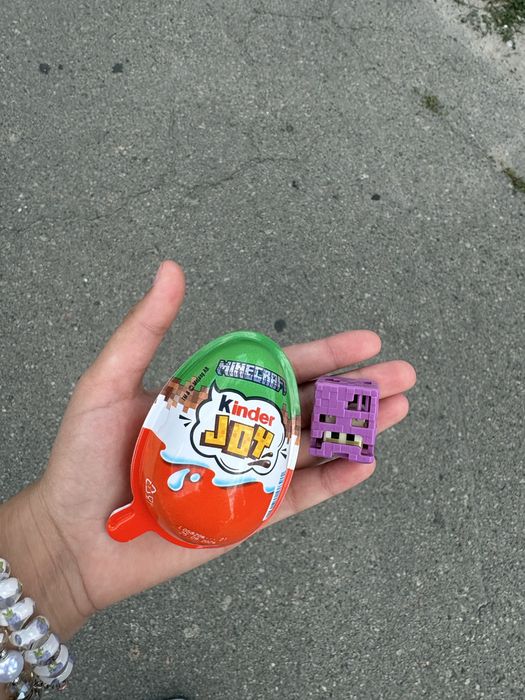 Kinder JOY Minecraft