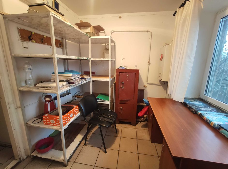 Продається магазин в районі м'ясокомбінату