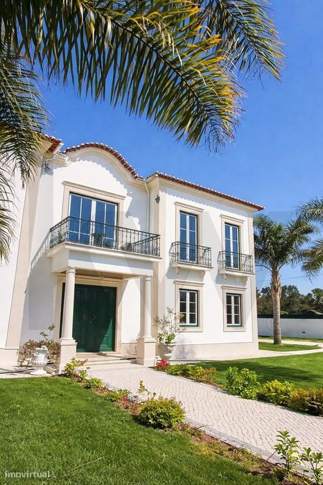 Moradia De Luxo Exclusiva | 7 Quartos | Piscina Aquecida | Tocha