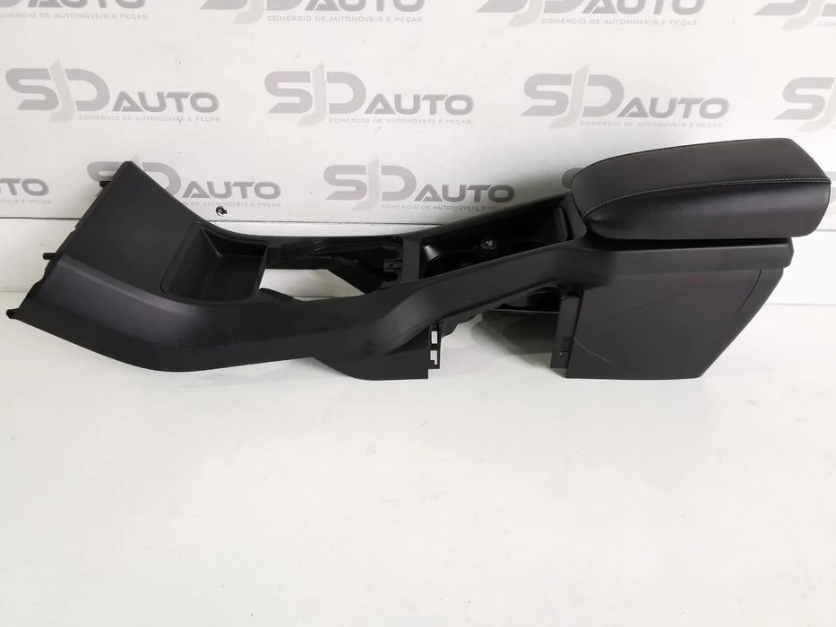 Apoio Braço / Consola Central - Volvo V40 R-Design
