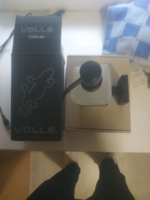 Мильниця чорний Диспенсер дозатор Volle