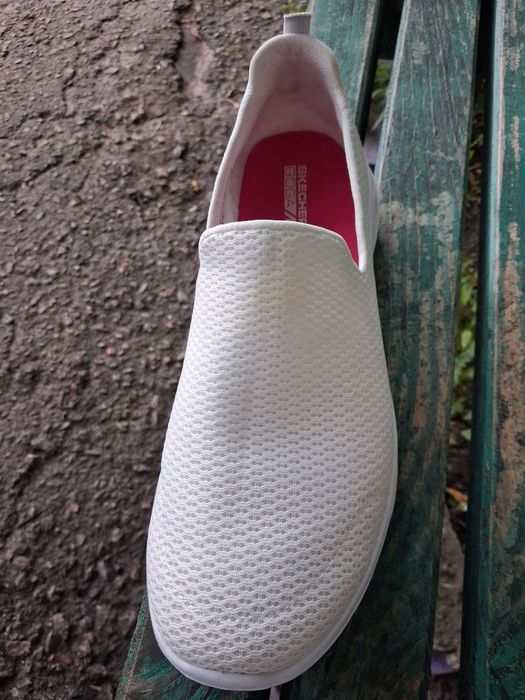 Жіночі сліпони skechers