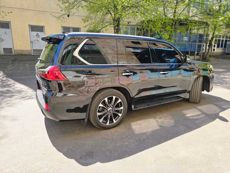 Продам LEXUS LX450