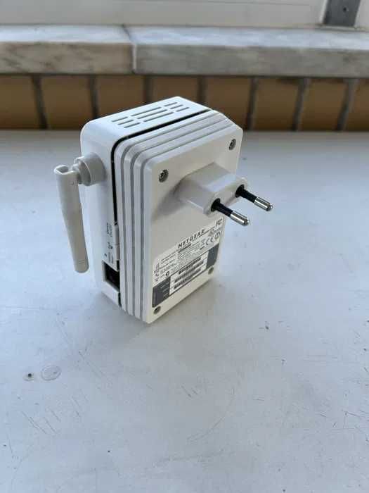 Netgear Wi-Fi Range Extender64286318838401121