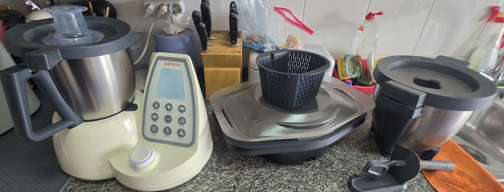 Vendo Yämmi 2 a funcionar.