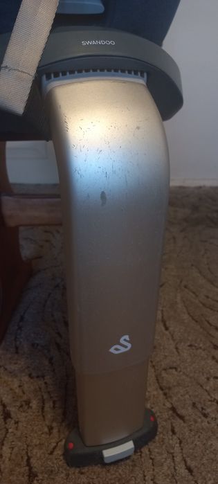 Fotelik samochodowy, obrotowy SWANDOO MARIE 3