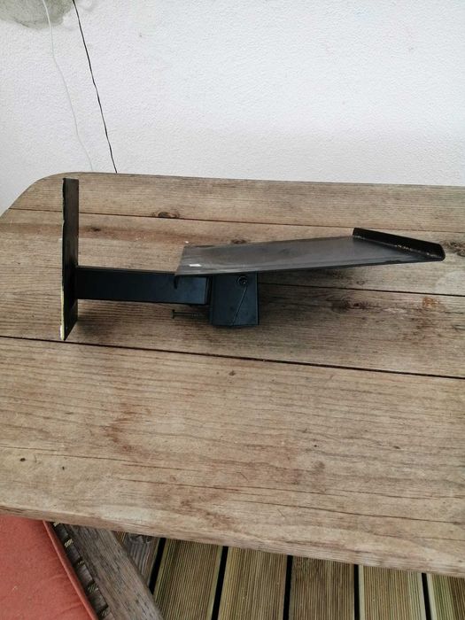 Suporte de parede para televisão