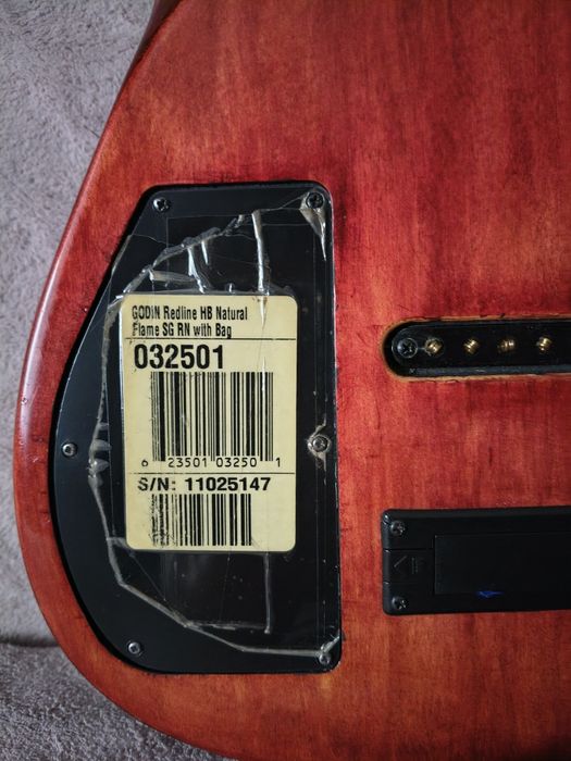 Електрогітара Godin Redline