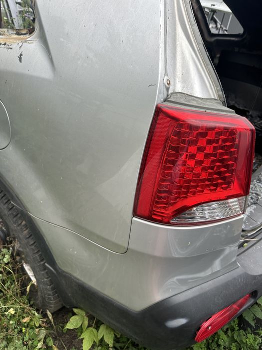 Четверть задня ліва Kia Sorento 2009-2014